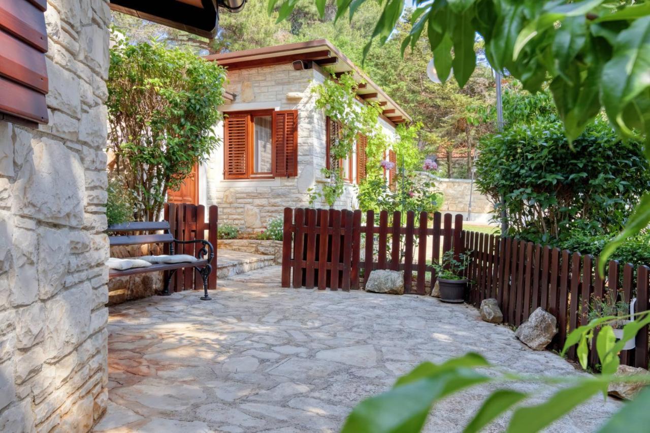 Holiday Home Giardino Marino Pomer Exteriér fotografie